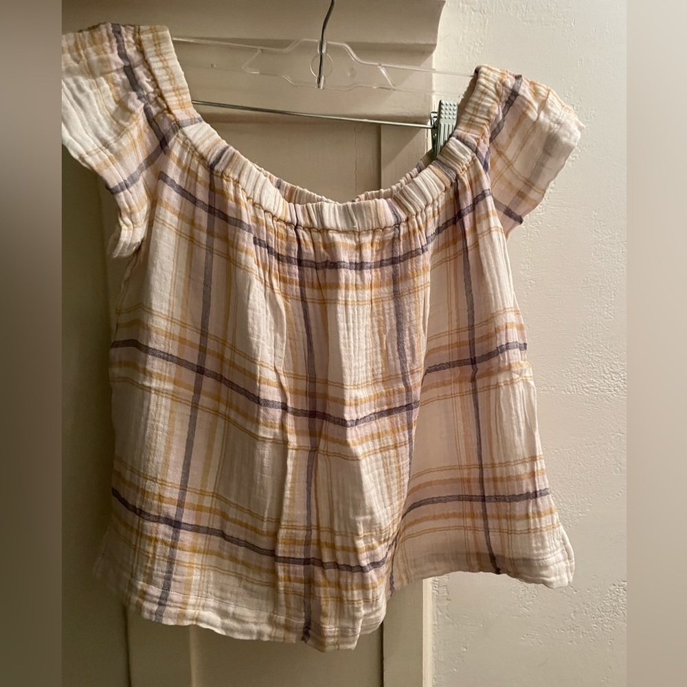 Cloth and Stone Top